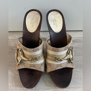 Gucci sandals. 6 1/2